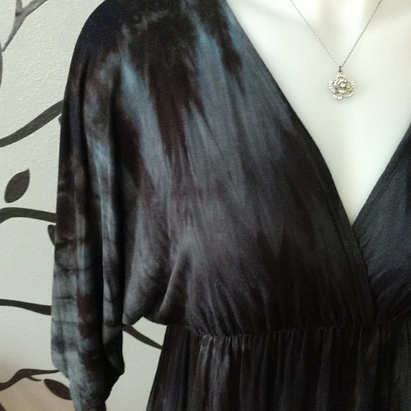 Green Dragon Tye Dye Dress - Picture 4 of 5